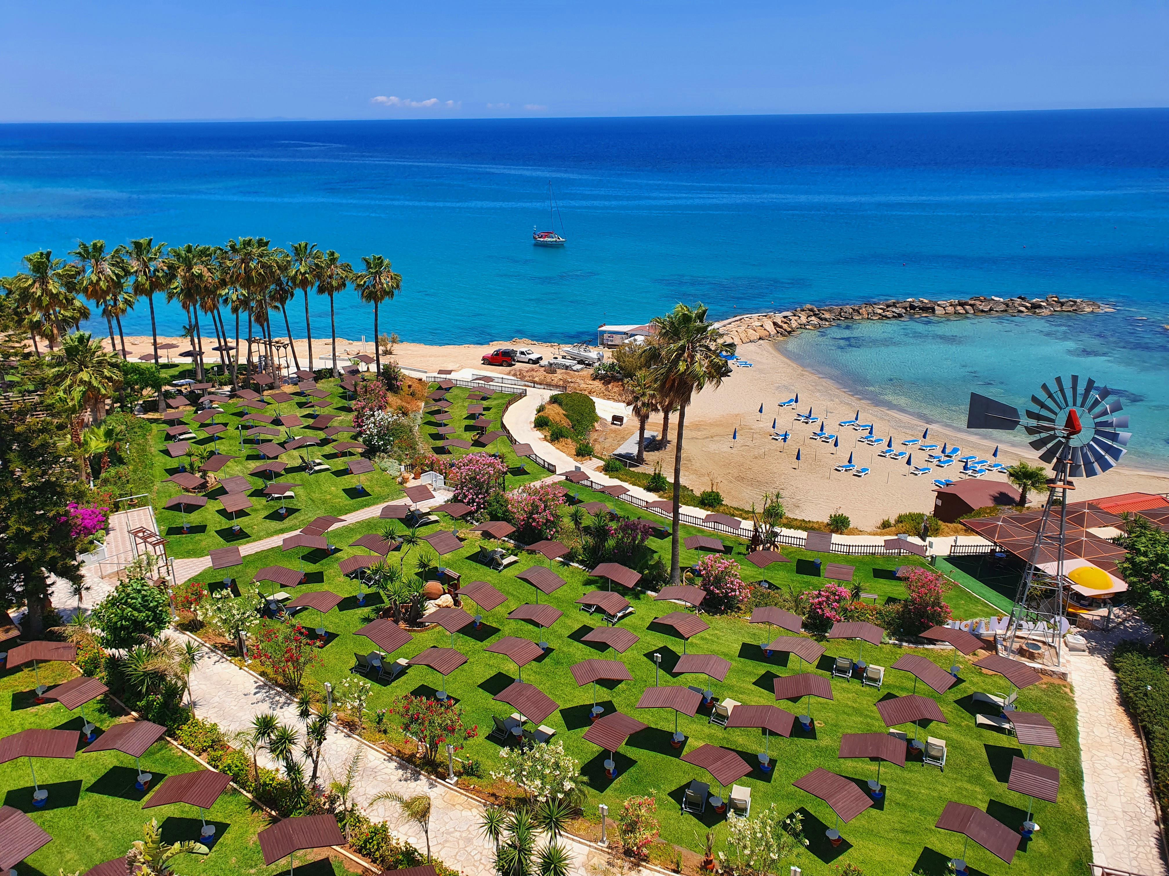 Cavo Maris Beach Hotel Protaras Bagian luar foto