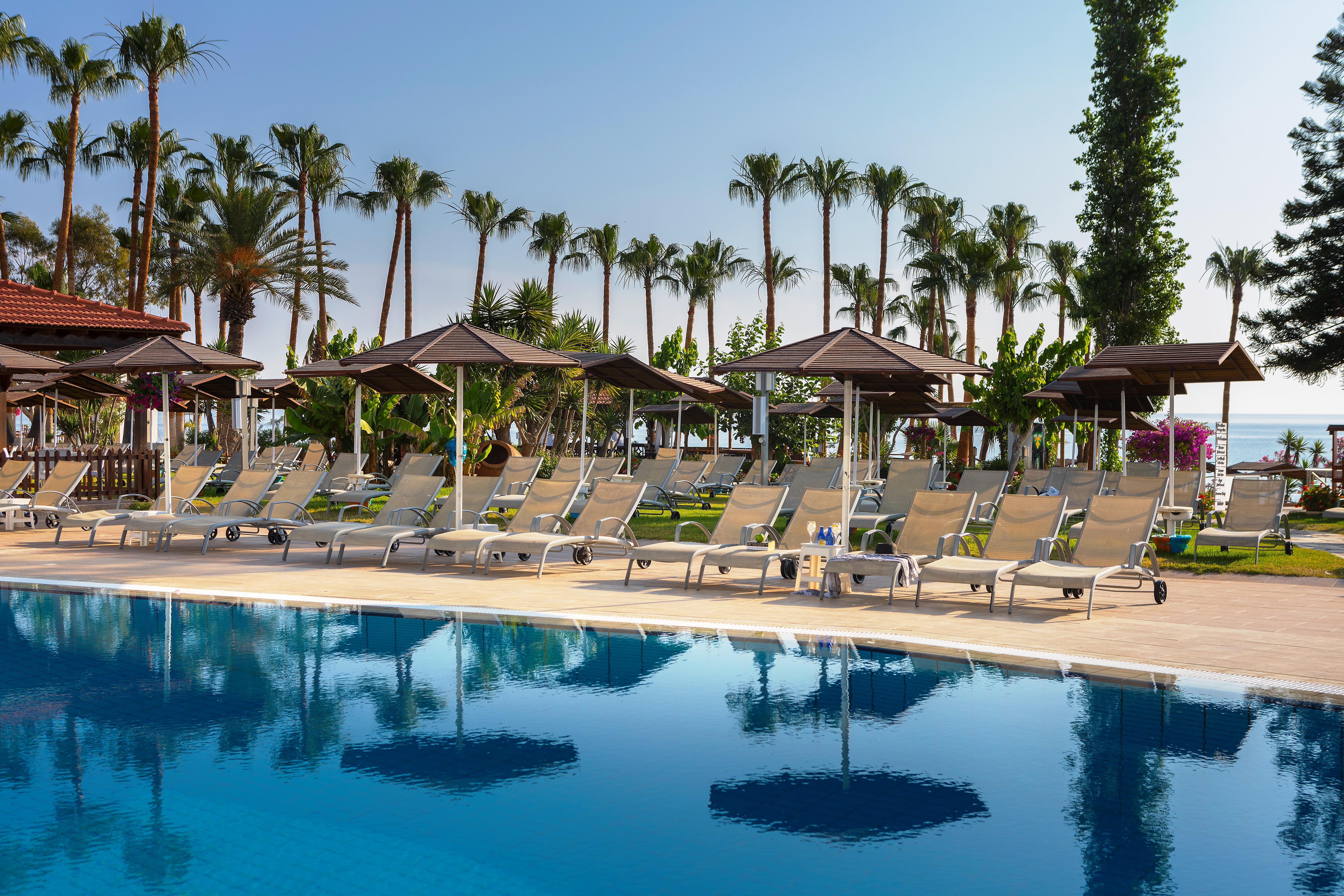 Cavo Maris Beach Hotel Protaras Bagian luar foto