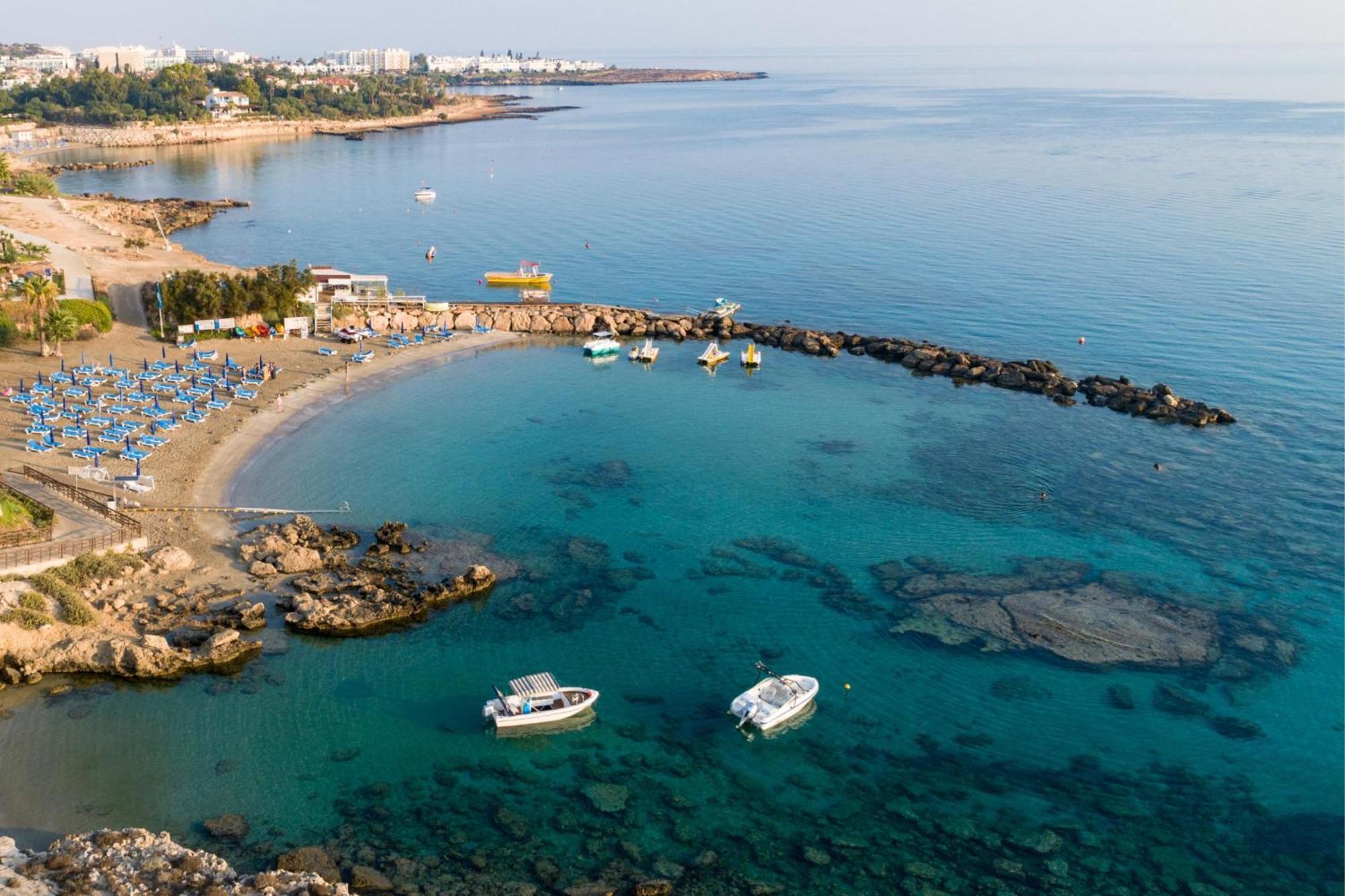 Cavo Maris Beach Hotel Protaras Bagian luar foto