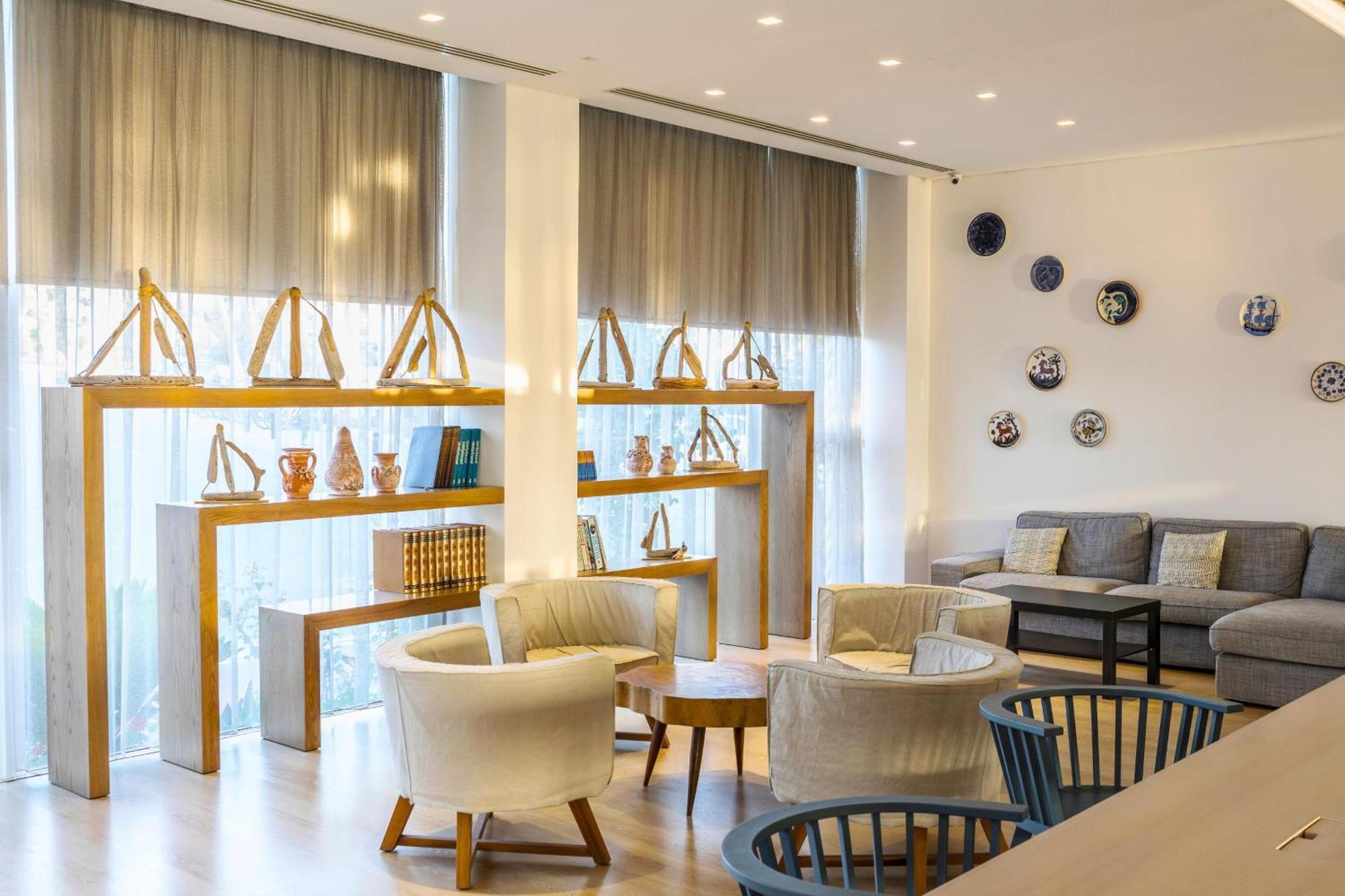 Cavo Maris Beach Hotel Protaras Bagian luar foto