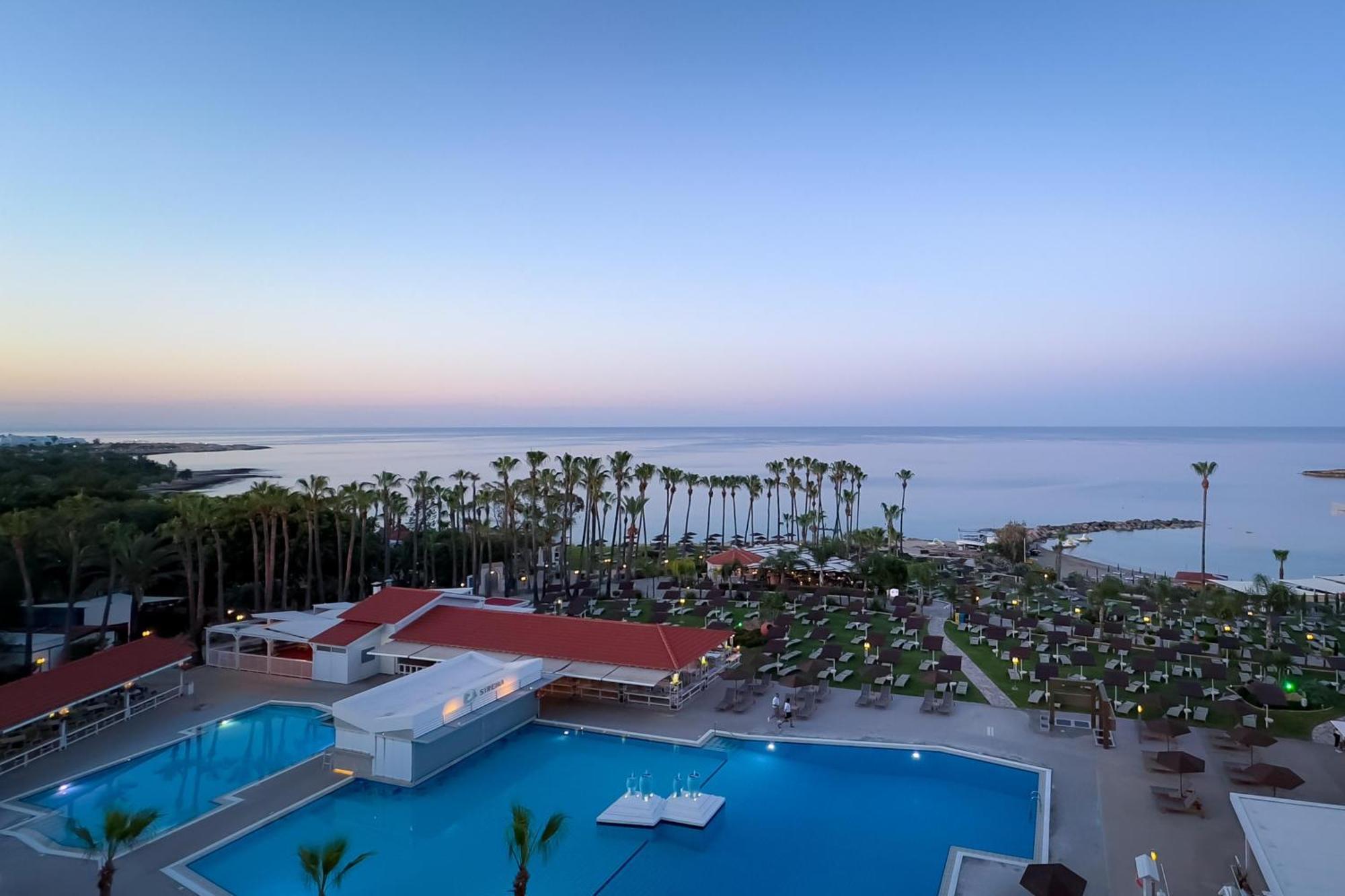 Cavo Maris Beach Hotel Protaras Bagian luar foto